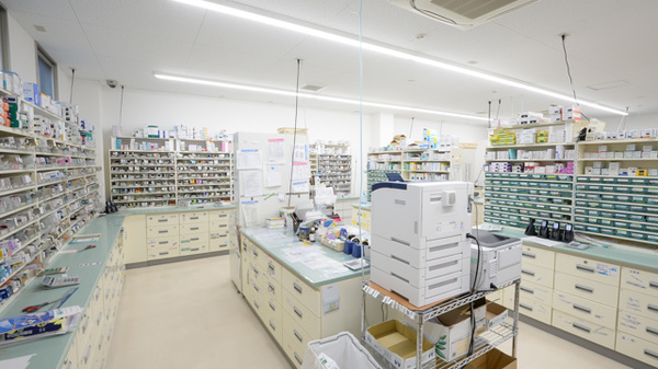 レデイ薬局朝日町店の調剤室