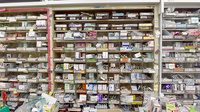 わたなべ調剤薬局の薬棚