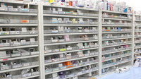 ななほし薬局　読売ランド前店の薬棚