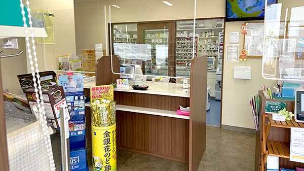 富士薬局南矢島店の受付/カウンター