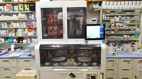あいケア薬局西和田店の調剤器具