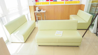 スギ薬局　四日市泊小柳店の待合スペース