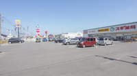 スギ薬局　四日市泊小柳店の駐車場