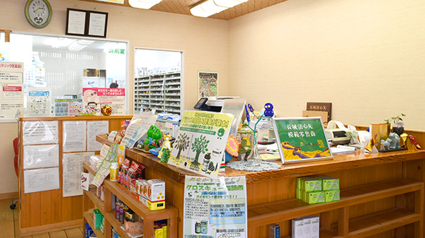 仙境堂薬局の受付/カウンター