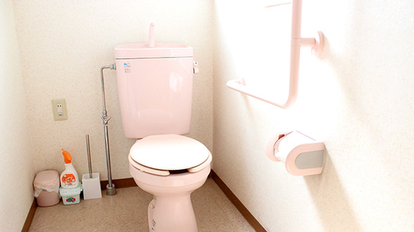 佐谷田薬局のお手洗い