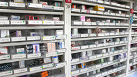 ハーブランド薬局南柏店の薬棚