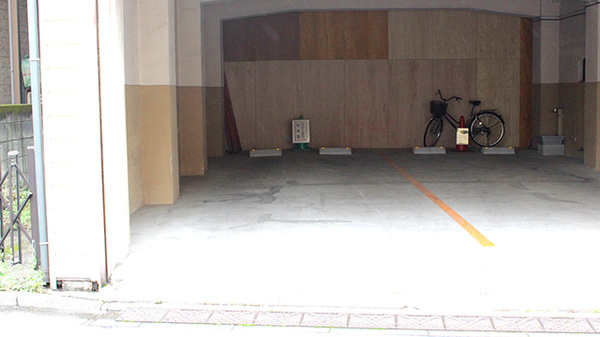 みかん薬局　荒川店の駐車場