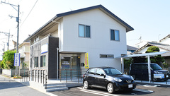 ひがしの薬局の外観