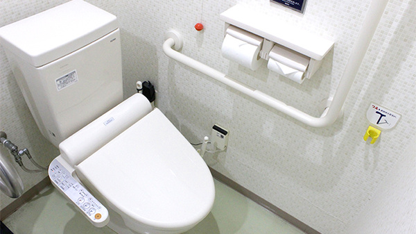 キョーワ薬局　栄生店のお手洗い