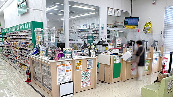 スギ薬局　東大阪楠根店の受付/カウンター
