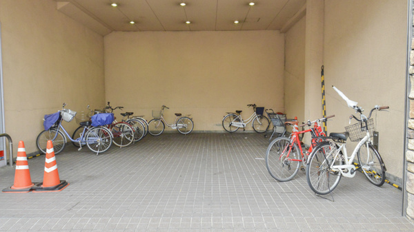 スギ薬局　玉出店の駐輪場