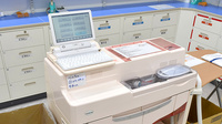 スギ薬局　さつき橋店の調剤器具