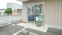 ハロー薬局　豊田店の入口