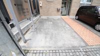 ナツメ薬局 堀田店の駐車場