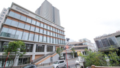 ハロー薬局　テラッセ納屋橋店の外観