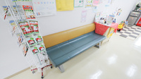 ハロー薬局　福岡中店の待合スペース