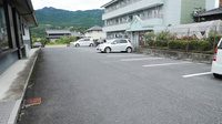 ハロー薬局　福岡中店の駐車場