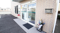 ハロー薬局　さぎ山店の入口