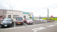ハロー薬局　尾西店の駐車場