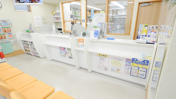 ハロー薬局　鈴鹿店の受付/カウンター
