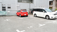 えくぼ調剤薬局の駐車場