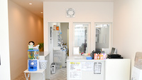 えくぼ調剤薬局勧修店の受付/カウンター