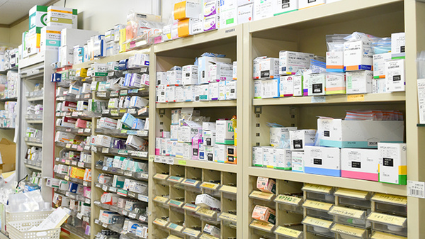 有限会社白数薬局京都店の化粧品