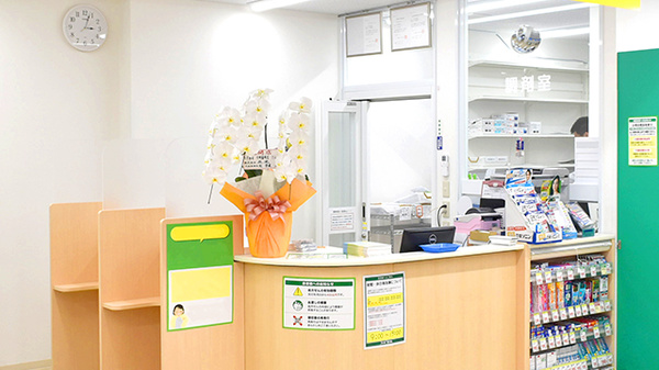 スギ薬局　川崎藤崎店の受付/カウンター