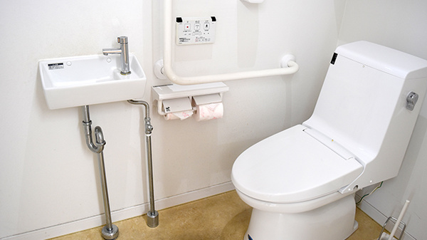 ポポス薬局 東海店のお手洗い