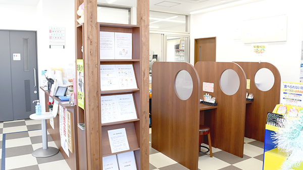 エール薬局　日赤店の受付/カウンター