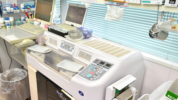 エール薬局　たかす店の調剤器具
