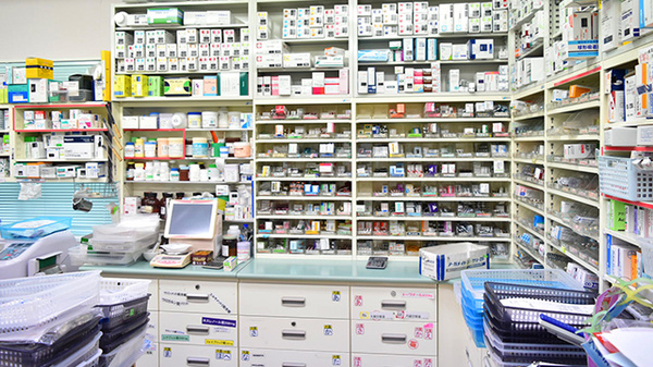 エール薬局　たかす店の調剤室