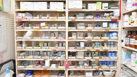 エール薬局　きっず店の薬棚