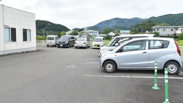 おこう薬局の駐車場