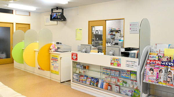 エール薬局　たかおか店の受付/カウンター