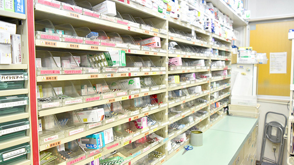 エール薬局　さめうら店の調剤室