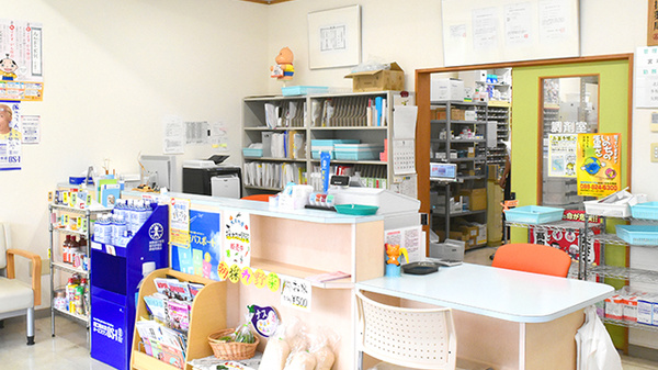 エール薬局　おおつき店の受付/カウンター
