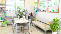 エール薬局　おおつき店の待合スペース