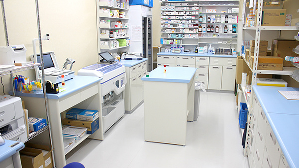 ウェルパーク調剤薬局西府駅前店の調剤室