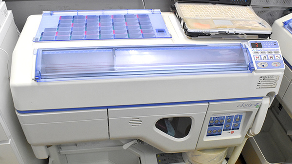 みやこ薬局　山科店の調剤器具