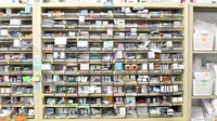みやこ薬局　山科店の薬棚