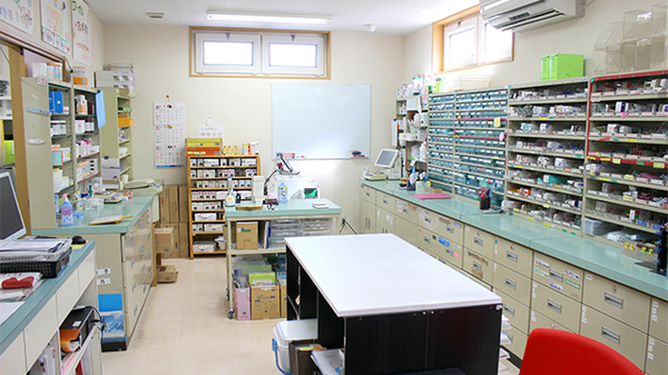 つくし薬局　二戸店の調剤室