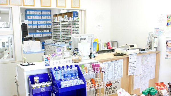 つくし薬局　東舘店の受付/カウンター