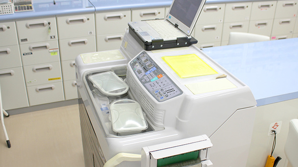 つくし薬局　東舘店の調剤器具