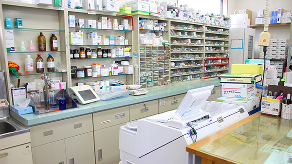 つくし薬局　大堤店の調剤室