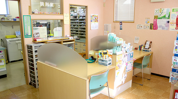つくし薬局　花巻店の受付/カウンター