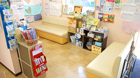 つくし薬局　花巻店の待合スペース