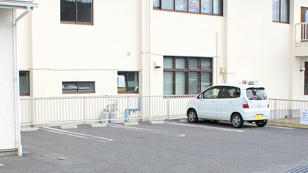 つくし薬局　川崎店の駐車場