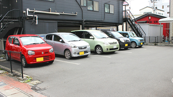 おおぞら薬局の駐車場