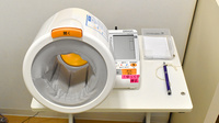村田調剤薬局　なんばＯＣＡＴ店の血圧計